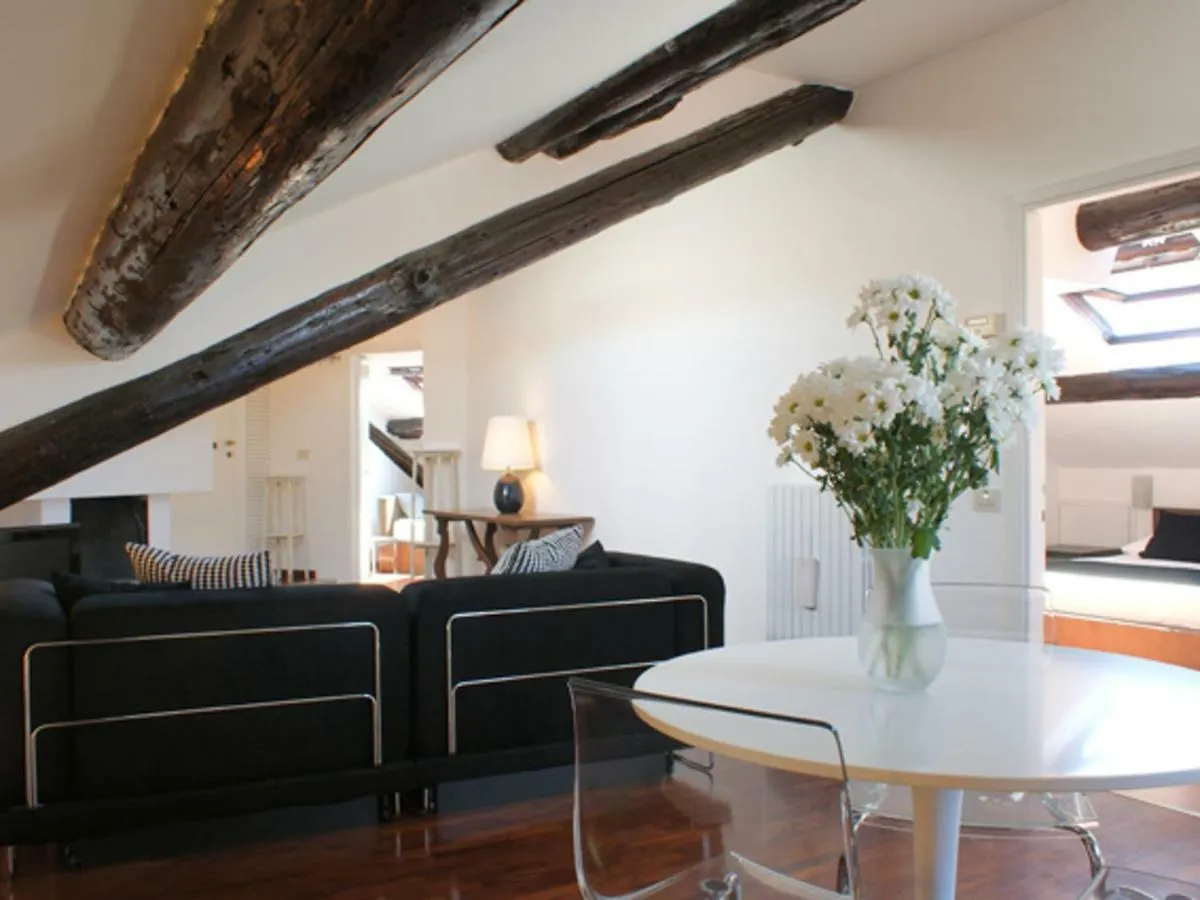 Monti Apartment Milan